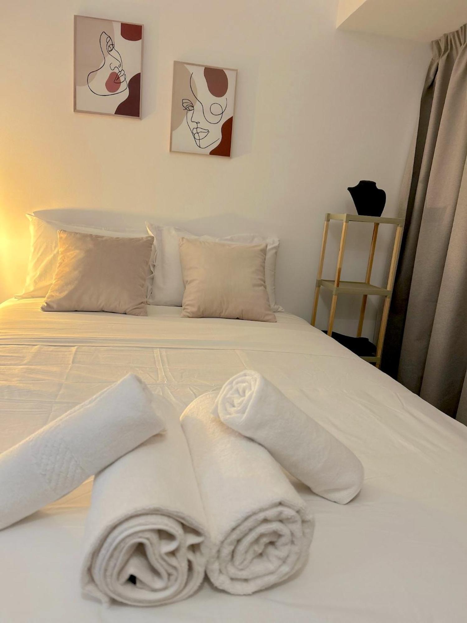 Queen Regina Suites By Platform 357 Никозия Екстериор снимка