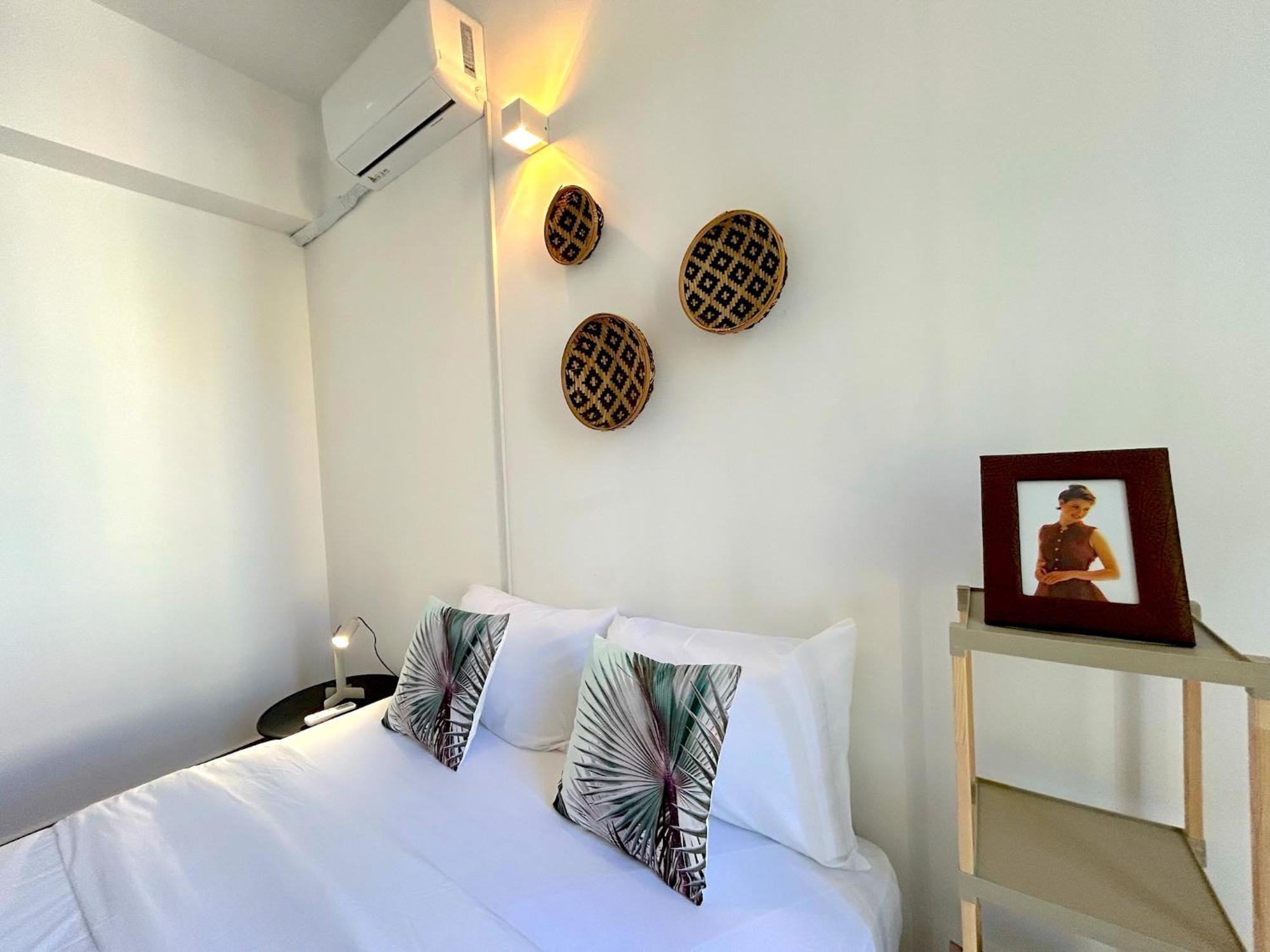 Queen Regina Suites By Platform 357 Никозия Екстериор снимка